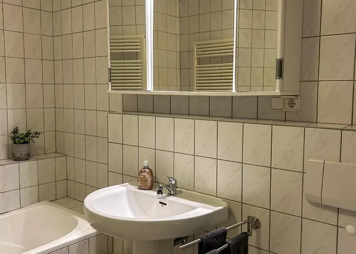 Bema - Geraeumig, Hafenlage, Ruhig Und Mit Parkplatz - L19 One Appartamento